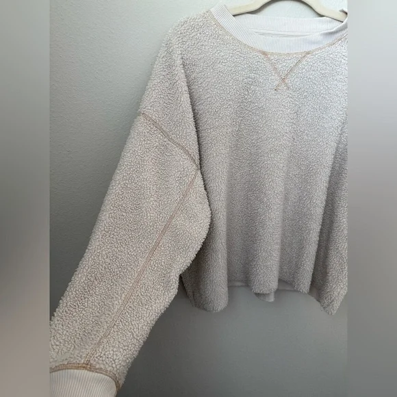 American Eagle Outfitters Cream Sherpa Crew Neck - Picture 3 of 6